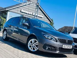 Grau Gebraucht 2017 Peugeot 308 Active Kombi | 13.448 € (Etwas zu teuer)