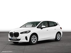 Alpinweiss Gebraucht 2024 BMW 216 Active Tourer Luxury Line Van / Kleinbus | 30.364 € (Fairer Preis)