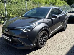 Grau Gebraucht 2018 Toyota C-HR Team SUV | 17.100 € (Fairer Preis)