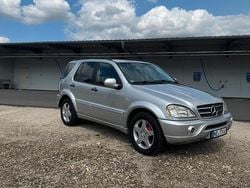 Silber Gebraucht 2000 Mercedes ML55 AMG AMG SUV | 7.000 €