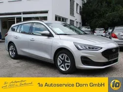 Polarsilber Gebraucht 2022 Ford Focus Cool & Connect Kombi | 19.900 € (Superpreis)