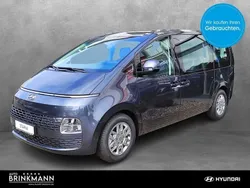 Grau Gebraucht 2024 Hyundai Staria Trend Van | 47.872 € (Teuer)