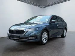 Grau Gebraucht 2020 Skoda Octavia First Edition Kombi | 18.990 € (Fairer Preis)