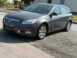 Grau Gebraucht 2009 Opel Insignia Kombi | 3.990 € (Etwas zu teuer)