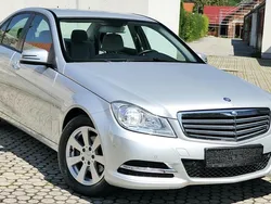 Silber Gebraucht 2011 Mercedes C180 Limousine | 8.999 €