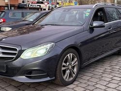 Grau Gebraucht 2014 Mercedes E350 Avantgarde Kombi | 12.900 € (Fairer Preis)