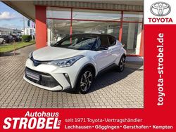 Platinumweiß perleffekt/ dach schwarz Gebraucht 2022 Toyota C-HR Team SUV | 25.900 € (Fairer Preis)