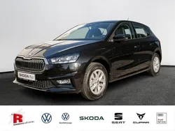 Blackmagic perleffekt Neu 2025 Skoda Fabia Selection Limousine | 19.990 € (Fairer Preis)