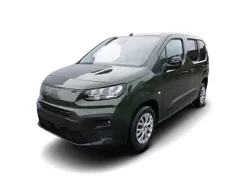 Grün Neu 2025 Fiat Doblò Van / Kleinbus | 25.949 € (Fairer Preis)