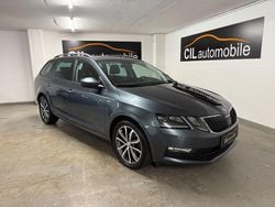 Grau Gebraucht 2019 Skoda Octavia Soleil Kombi | 15.990 € (Fairer Preis)