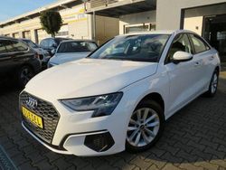 Weiß Gebraucht 2021 Audi A3 Sport Limousine | 23.490 € (Guter Preis)