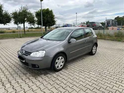 Grau Gebraucht 2006 VW Golf V Goal Kleinwagen | 2.400 € (Guter Preis)