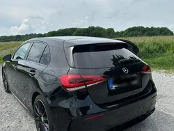 Schwarz Gebraucht 2019 Mercedes A250 AMG Limousine | 37.450 €