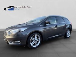 Grau Gebraucht 2016 Ford Focus Titanium Limousine | 11.200 € (Teuer)