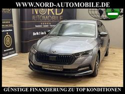 Graphitegrau metallic (metallic) Gebraucht 2022 Skoda Octavia SportLine Limousine | 27.990 € (Teuer)