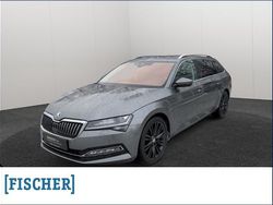 Grau Gebraucht 2022 Skoda Superb Style Kombi | 29.876 € (Etwas zu teuer)