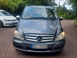Grau Gebraucht 2013 Mercedes Viano Edition Van / Kleinbus | 13.800 € (Guter Preis)