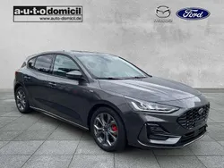 Magneticgrau (metallic) Neu 2025 Ford Focus ST-Line Limousine | 31.536 € (Etwas zu teuer)