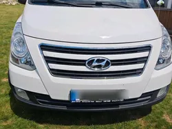 Weiß Gebraucht 2016 Hyundai H-1 Van / Kleinbus | 16.750 € (Teuer)