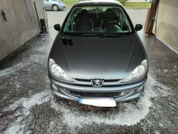 Grau Gebraucht 2008 Peugeot 206 Kleinwagen | 1.550 € (Fairer Preis)