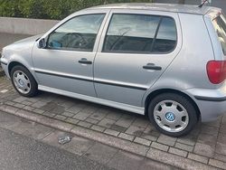 Silber Gebraucht 2000 VW Polo Kleinwagen | 399 € (Superpreis)