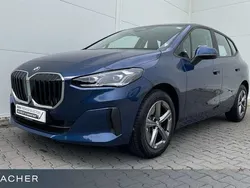 Blau Gebraucht 2024 BMW 218 Kombi | 28.999 € (Guter Preis)