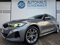 Grau Gebraucht 2024 BMW 320 Comfort Edition Kombi | 36.377 € (Fairer Preis)