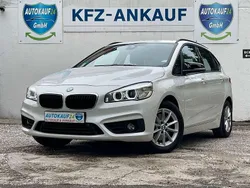 Mineralweiss Gebraucht 2015 BMW 220 Active Tourer Van / Kleinbus | 11.990 € (Fairer Preis)
