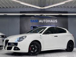 Weiß Gebraucht 2015 Alfa Romeo Giulietta Quadrifoglio Verde Limousine | 14.500 € (Fairer Preis)