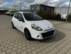 Weiß Gebraucht 2012 Renault Clio IV Night&Day Kleinwagen | 6.950 € (Guter Preis)