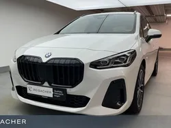 Alpinweiss Gebraucht 2022 BMW 220 Active Tourer Luxury Line Van / Kleinbus | 29.990 € (Fairer Preis)