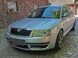 Silber Gebraucht 2007 Skoda Superb Limousine | 2.850 € (Fairer Preis)