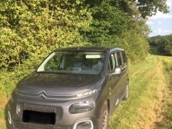 Grau Gebraucht 2020 Citroën Berlingo Van / Kleinbus | 15.990 € (Fairer Preis)