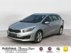 Sparkling silver Gebraucht 2017 Kia Ceed Sportswagon Vision Kombi | 7.990 € (Guter Preis)