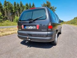 Blau Gebraucht 2000 Renault Espace Van / Kleinbus | 1.200 € (Fairer Preis)