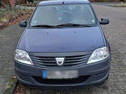 Blau Gebraucht 2009 Dacia Logan Limousine | 1.500 € (Guter Preis)