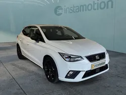 Weiß Neu 2024 Seat Ibiza XCELLENCE Limousine | 23.200 € (Teuer)