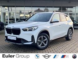 Weiss Gebraucht 2023 BMW X1 SUV | 33.588 € (Teuer)
