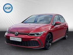 Rot (kings red metallic) Gebraucht 2024 VW Golf VIII GTI Limousine | 32.290 € (Fairer Preis)