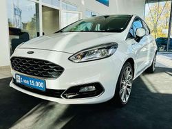 Frostweiß Gebraucht 2018 Ford Fiesta Vignale Limousine | 13.780 €