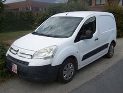 Weiß Gebraucht 2011 Citroën Berlingo Van / Kleinbus | 2.999 € (Guter Preis)