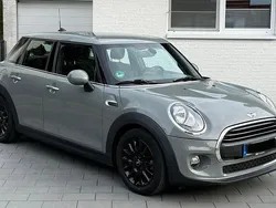 Grau Gebraucht 2017 Mini ONE Kleinwagen | 12.300 € (Fairer Preis)
