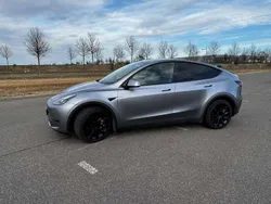 Silber Gebraucht 2023 Tesla Model Y Long Range SUV | 38.400 € (Fairer Preis)