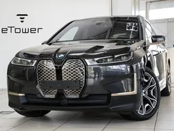 Grau Gebraucht 2022 BMW iX Sport Line SUV | 46.990 € (Guter Preis)