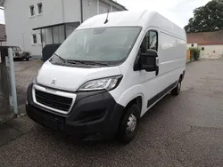 Weiß Gebraucht 2022 Peugeot Boxer Premium Van | 18.981 € (Fairer Preis)