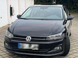 Schwarz Gebraucht 2017 VW Polo Trendline Kleinwagen | 9.990 € (Etwas zu teuer)