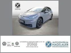 Grau Gebraucht 2021 VW ID.3 Pro Performance Kleinwagen | 20.987 € (Fairer Preis)