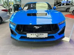 Grabber blue metallic Gebraucht 2024 Ford Mustang GT Fastback Coupé | 54.980 € (Superpreis)