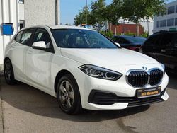 Weiß Gebraucht 2020 BMW 118 Advantage Kleinwagen | 19.400 € (Fairer Preis)