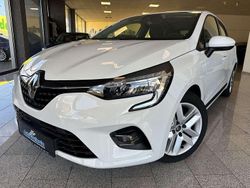 Weiß Gebraucht 2022 Renault Clio V Business Kleinwagen | 13.999 € (Fairer Preis)